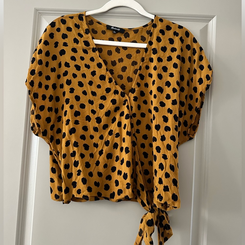 Madewell short sleeve wrap top, size XL